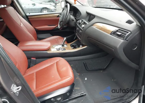 2011 BMW X3 xDrive28I z USA, uszkodzony, nr VIN 5UXWX5C53BL704803